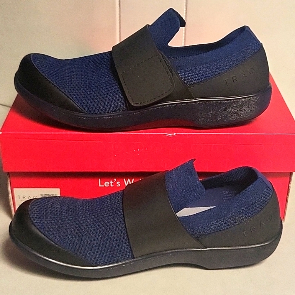 Alegria Traq loafers